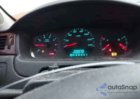 2011 Chevrolet Impala Ls z USA, uszkodzony, nr VIN 2G1WF5EK9B1240275